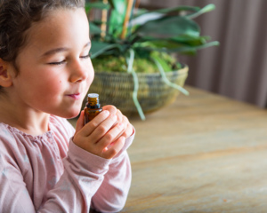 Les huiles essentielles et les enfants